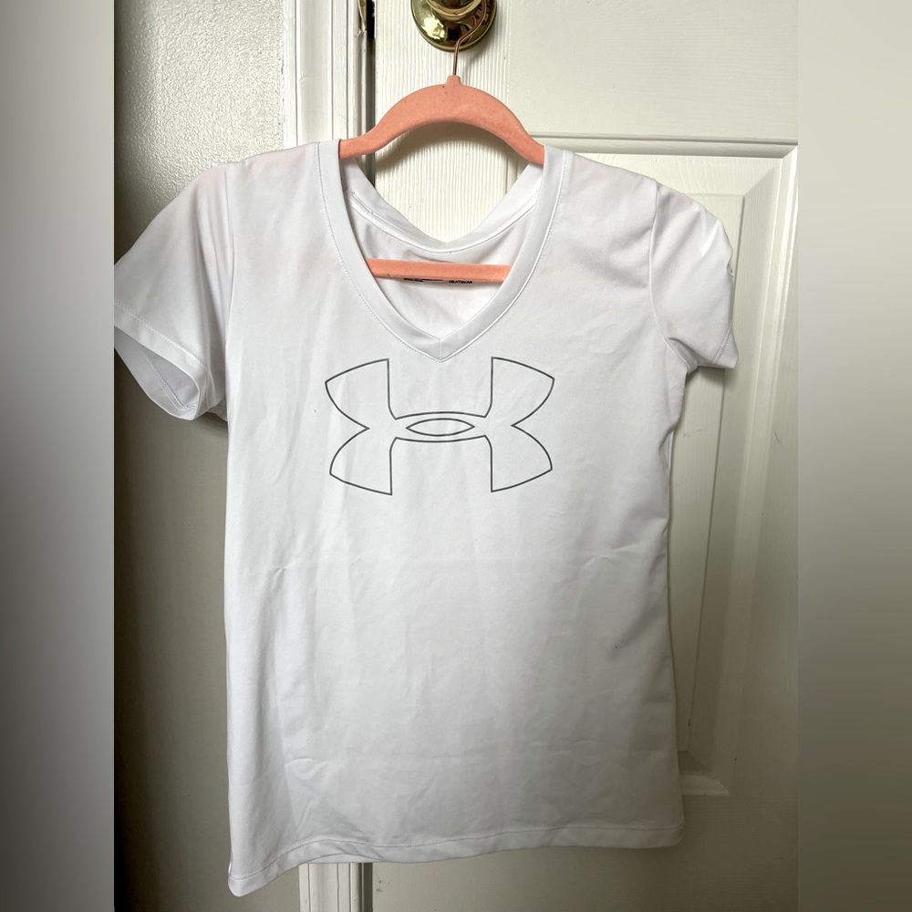 Womens White under Armour t-shirt